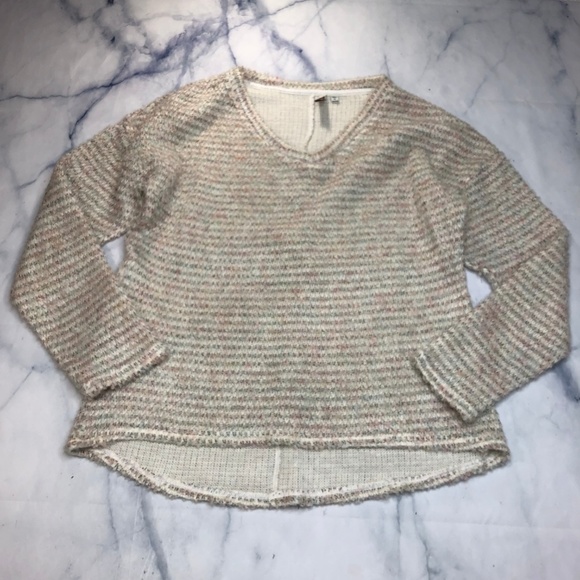 Kut from the Kloth Cream Boucle Knit Sweater - Picture 3 of 7